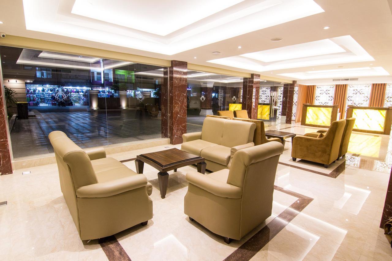 Portola Arabia Hotel Банда-Ачех Экстерьер фото